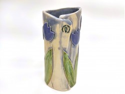 Manjša keramična vaza 