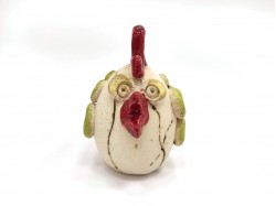 Majhen keramični dekorativni piščanec 