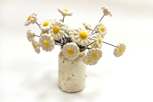 Keramična marjetica na kovinski upogljivi palčki